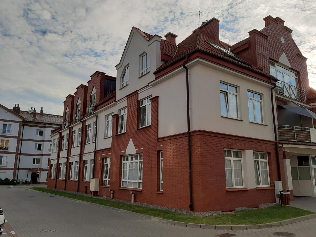 Apartament Nad Jeziorem Олецко Экстерьер фото