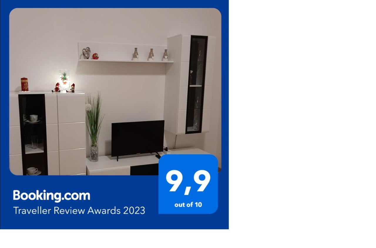 Apartament Nad Jeziorem Олецко Экстерьер фото